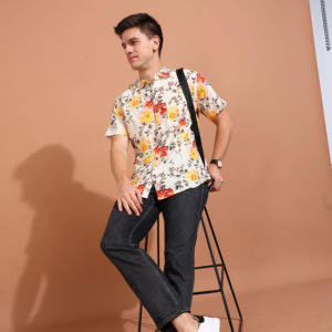 Chemise homme multicolore en coton slub à imprimé floral, coupe classique, avec col chemise et manches courtes, style décontracté mondial - Product Image 1