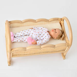 Cuna mecedora para muñecas, hecha a mano, de ratán, de alta calidad, muebles para muñecas, venta al por mayor - Product Image 3