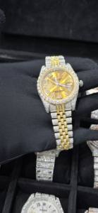 Reloj de Pulsera para Hombre, Estilo Moderno y Lujoso, Hip-hop, con Diamantes, 41 mm, Aleación Bicolor, Escala Romana, Fecha, Mecánico, Esfera Grande - Product Image 3