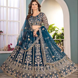 Lehenga Choli de Material Reciclado Intricadamente Bordado en Tonos Vibrantes, Estilo Tradicional para Todas las Temporadas, Ropa de Mujer para Bodas - Product Image 1