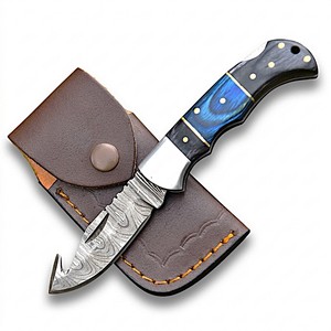 Cuchillo de Bolsillo Plegable EDC de Acero de Damasco Forjado a Mano con Gancho para Desollar, Mango de Madera, para Caza y Supervivencia al Aire Libre, Regalo para Hombres - Product Image 1
