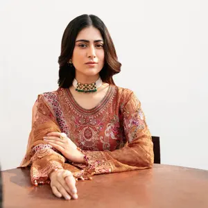 Pakaian pesta Formal untuk wanita setelan mewah asli Pakistan setelan bermerek oleh Ramsha CHEVRON 8 sifon setelan 3 potong