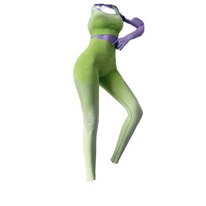 Conjunto de Yoga para Mujer, de Venta Caliente, para Fitness y Entrenamiento, Ligero, Transpirable, de Secado Rápido, Ropa de Gimnasio sin Costuras, Diseño Personalizado con Logotipo - Product Image 5