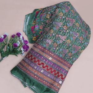 Tissu en crêpe floral tissé léger avec broderie de sequins, 100 GSM, 54 pouces, matière de bordure Daman pour Kurtis, tuniques et Anarkalis - Product Image 4