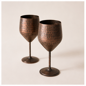 Ensemble de gobelets à vin en cuivre martelé pur, faits à la main, finition oxydée vintage, calice en cuivre pour décoration de maison de luxe et cadeau de mariage - Product Image 1