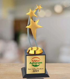 Trofeo Estrella Chapado en Oro Metálico Grabado, Productos Más Vendidos 2023, Premio para Actividades Promocionales - Product Image 1