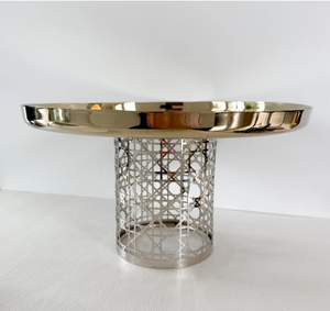 Soporte de lujo para tartas con cúpula de cristal, mango de metal con forma de luna creciente dorada y pedestal para exhibir postres. - Product Image 4