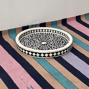 Plateau décoratif rond en bois Art Déco, cadeau de Noël, provenant d'Inde - Product Image 6