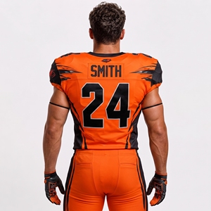 เสื้อฟุตบอลอเมริกันสมัยใหม่ที่ผสมผสานวัสดุที่ระบายอากาศได้ดี โครงสร้างที่สวมใส่สบาย และคุณภาพที่เชื่อถือได้สำหรับนักกีฬาที่กระตือรือร้น - Product Image 2