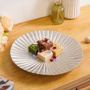 Plateaux en métal sur mesure, de différentes formes et tailles, pour mariage, restaurant, décorations alimentaires, en acier inoxydable irrégulier. - Product Image 2