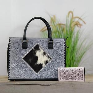 Bohemian Dressy Genuine Leather Handbag for Women Handcrafted Floral Design <b>ZIP</b> Closure Portable Cowhide Floral Pattern <b>Wallet</b> - Product Image 1