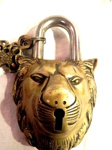Handcrafted Metal Lion Design <b>Padlock</b> with 2 Keys Decorative Vintage Lock Gift for Home Office Cabinet Door - Product Image 5