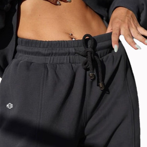 Conjunto de dos piezas OEM personalizado vintage con lavado ácido, top corto y sudadera con capucha para mujer, sudaderas al por mayor de algodón grueso para gimnasio - Product Image 4