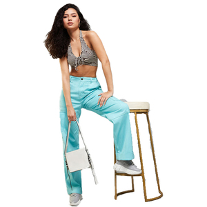 Fabricante de Jeans de Mezclilla Personalizados para Mujer, Venta al por Mayor, Cintura Alta, Pierna Ancha, Corte Holgado, Estilo Casual, Moda Urbana - Product Image 3