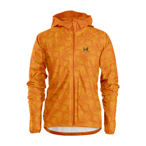 Chaqueta Cortavientos Ligera Personalizable con Capucha y Cremallera Completa, Diseño con Estampado, Resistente al Viento, Ecológica, para Exteriores, con Logotipo Frontal Personalizado - Product Image 1