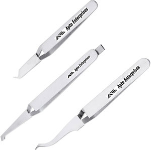 Kit de 3 pinces à action inversée pour le retrait de brackets et l'application d'aligneurs dentaires professionnels - Product Image 2