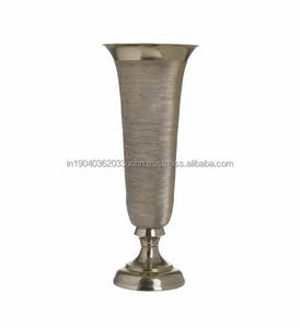 Nouveaux Vases à fleurs modernes Vases de table en métal pour la maison de mariage et le bureau fête à la maison décoration de la maison et prix bas de haute qualité - Product Image 6