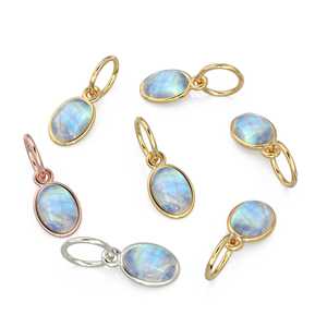 Colgante de Oro Sólido con Cabujón Ovalado de Piedra Lunar Arcoíris / Colgante de Oro Hecho a Mano con Gema de Fuego / 1 Pieza de Joyería de Oro Amarillo Sólido de 14k - Product Image 2
