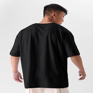 เสื้อยืดคอกลมแขนสั้นผ้าฝ้ายถักสีดำทรงปกติสำหรับผู้ชาย สไตล์ลำลองเรียบง่าย สามารถออกแบบเองได้ - Product Image 4
