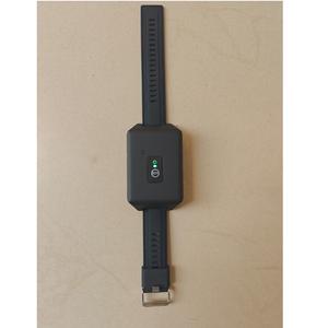 Reloj Inteligente con GPS y Alerta de Pánico, Dispositivo de Seguridad con Monitoreo de Salud, Disponible para la Venta - Product Image 2