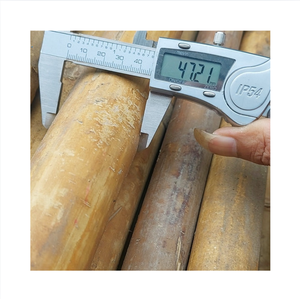 Varas Redondas de Ratán Natural Vietnamita de 2m de Longitud para Muebles, Artesanías y Tejidos, Marca Quang Binh 99GD, Modelo Emma - Product Image 1