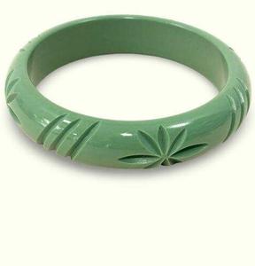 Bijoux en résine aux designs spéciaux, dernières créations élégantes pour femmes et filles, bracelets en résine colorés et bracelets à breloques - Product Image 3