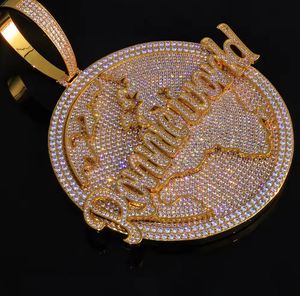 Colgante de Moissanita Personalizado de Gran Tamaño con Forma de Disco, Letra Personalizada, Plata 925, Lujo, Certificado IGI, Regalo Moderno para Hombres y Mujeres - Product Image 3