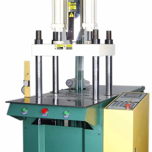 Vertical Injection Molding Machine 15/25/35 Ton Special for USB Cable, Audio Plug and Electronic Connector