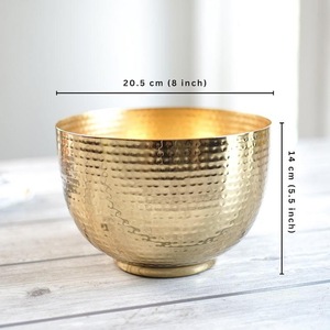 Pot de fleurs moderne personnalisé en laiton martelé, durable et écologique, ILAHI's ICOMP-13359, 1 kg, non revêtu, pour la maison, Uttar - Product Image 5