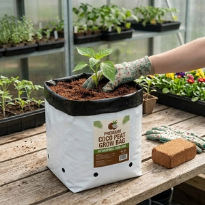 Sacs de culture en plastique écologiques avec des caractéristiques biodégradables et réutilisables pour l'hydroponie, la culture de fleurs et l'agriculture toute l'année - Product Image 1