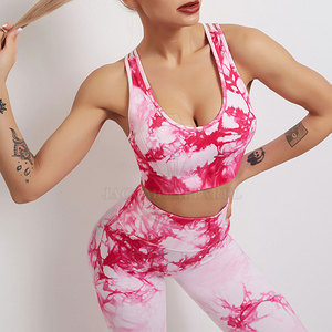Ensemble de yoga pour femmes de haute qualité, en matière douce, offrant soutien et confort pour le yoga et le fitness - Product Image 3