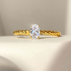 Bague de fiançailles solitaire en diamant de laboratoire taille ovale IGI D-E-F VVS-VS, monture or et argent, vente directe fabricant, bijoux B2B en stock - Product Image 2