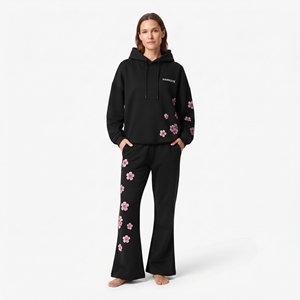 Conjunto de Sudadera con Capucha y Pantalones Deportivos para Mujer, Estampado Floral Negro, Sudadera con Cordón, Pantalones Largos Acampanados, Atuendo Informal para Descansar - Product Image 2
