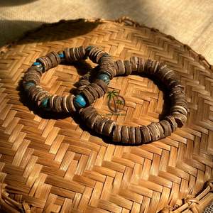 Bijoux en coquille de noix de coco, style hawaïen, colliers, pinces à cheveux, boucles d'oreilles, bracelets, design unique, Vietnam - Product Image 6