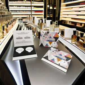 Floradenia H.E. Fragancia duradera a base de aceite de bálsamo de Perfume sólido portátil para viajes de mujeres - Product Image 1