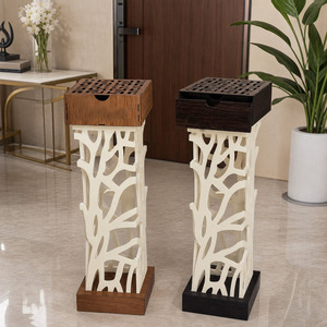 Quemador de Incienso Decorativo de Madera con un Diseño Intrincado para una Recolección Segura de Cenizas y Aromaterapia en tu Hogar - Product Image 1