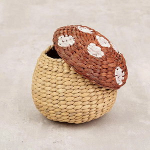 Panier de rangement artisanal en jacinthe d'eau de qualité supérieure avec couvercle, idéal pour ranger les jouets, pour la maison, l'hôtel, la chambre d'enfant, la décoration. - Product Image 4