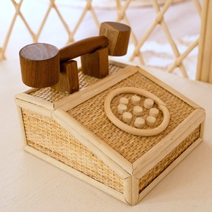 Téléphones jouets en rotin naturel en gros – Mini-téléphones éducatifs pour enfants - Product Image 1