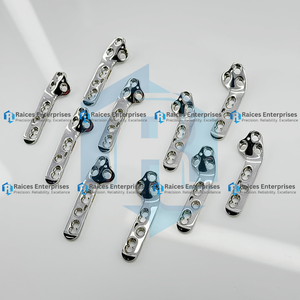 Placas de Bloqueo TPLO de Alta Calidad de 3.5mm, Tamaño Pequeño, Juego de 2 Piezas, Precontorneadas, Estilo Voi 316L para Cirugía Veterinaria en Gatos y Perros - Product Image 4