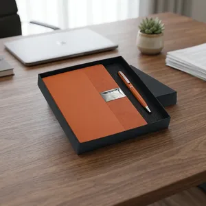 Collection de papeterie de bureau avec des agendas personnalisés à couverture rigide et des stylos à bille assortis, des cadeaux sophistiqués - Product Image 3