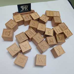 Cubos de Alfabeto de Madera Hechos a Mano, Bloques Educativos para el Desarrollo del Lenguaje y el Juego en Niños Preescolares - Product Image 1