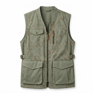 Gilet d'extérieur pour homme avec poches utilitaires, tissu de travail durable, coupe ajustable et vêtements de chasse pratiques - Product Image 1