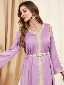 Uni <span class=keywords><strong>Top</strong></span> bán Chất lượng cao Phụ nữ hồi giáo v-cổ dài tay áo màu rắn abaya ăn mặc dài tay áo xếp li cô gái hiện đại abaya - Product Image 2
