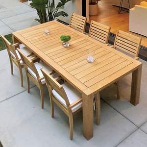 Conjunto de Comedor de Teca Sólida para Exteriores, con Mesa de Listones Anchos y Sillas Cómodas para Espacios de Patio Elegantes - Product Image 1