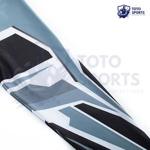 เสื้อเชิ้ตแขนยาวผู้ชายทรงเข้ารูป คุณภาพดี ระบายอากาศได้ดี บริการดีเยี่ยม น้ำหนักเบา ผลิตตามสั่ง ผ้าโพลีเอสเตอร์ ซับลิเมชั่น แห้งเร็ว - Product Image 5