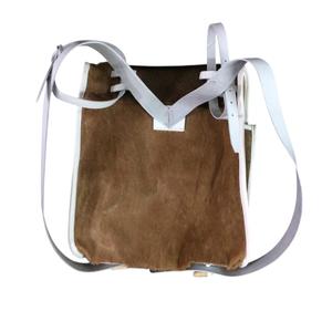 Sac à dos ou sac à bandoulière en cuir de vache ou de chèvre avec doublure en lin et reproduction en cuir blanc d'un sac napoléonien ou de la période de la guerre civile - Product Image 6