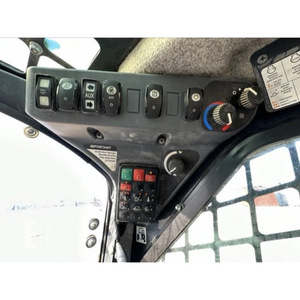Cargadora de orugas 333G para desarrollo agrícola y de propiedades - Product Image 6