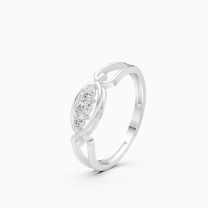 Anillo Trio Moderno con Diamantes Cultivados en Laboratorio de 0.15 Ct en Oro Amarillo, Blanco y Rosa de 9K - Product Image 2