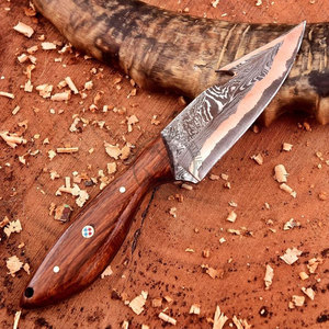 Cuchillo Skinner de Grado Industrial Personalizado Hecho a Mano de Acero Damasco San-Mai con Mango Completo de Cobre y Punta de Gota para Caza y Camping - Product Image 5