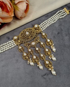 Ensemble de collier ras-de-cou perlé de créateur avec boucles d'oreilles à perles pendantes et mangtika, bijoux de mode ethniques pour tenues festives, fabricant - Product Image 2